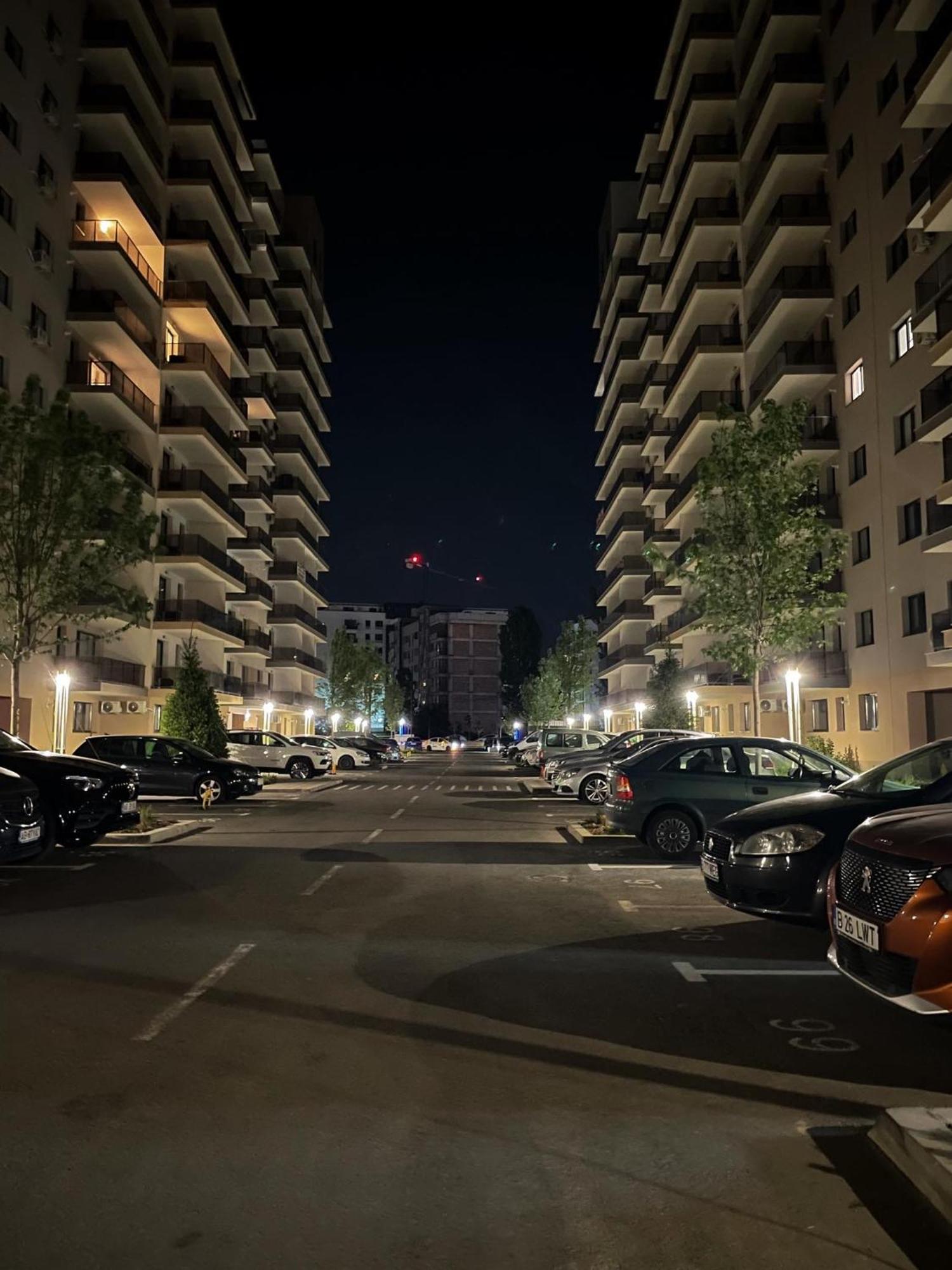 Apartamento Metropolis Elegance Bucarest Exterior foto