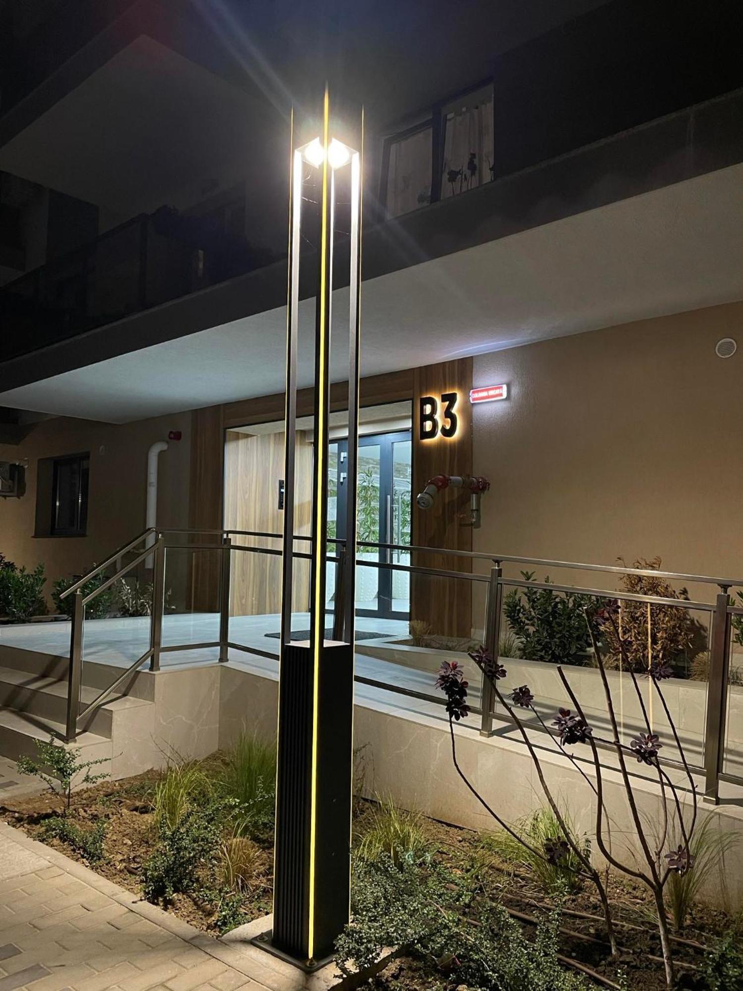 Apartamento Metropolis Elegance Bucarest Exterior foto