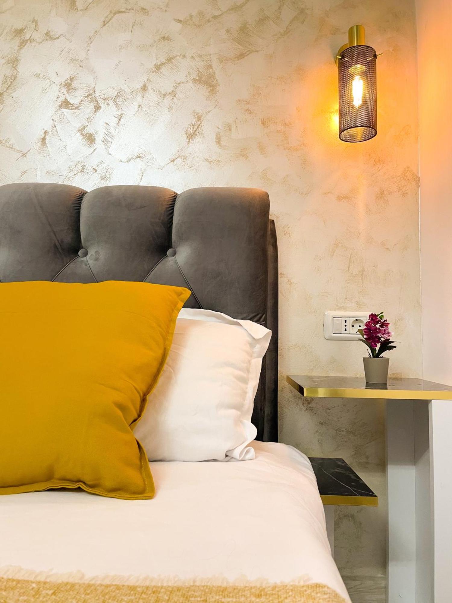 Apartamento Metropolis Elegance Bucarest Exterior foto